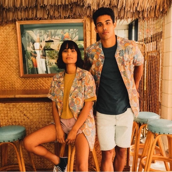 Junk Food Maxim Printed Brown Over Short Sleeve Printed Camp Button Down XXL - Picture 2 of 8